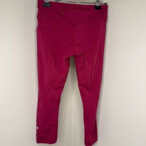 Lululemon High-Rise Cropped Leggings with Pockets | Raspberry Pink | Size 8
